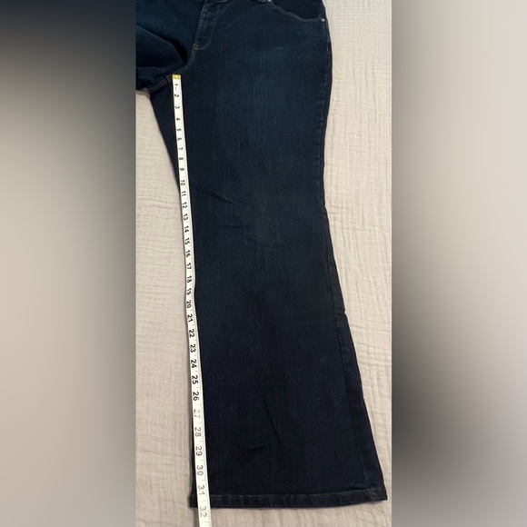 Style & Co. Dark Blue Tummy Control Bootcut Denim Jeans Women’s Plus Size 20W - Picture 7 of 7